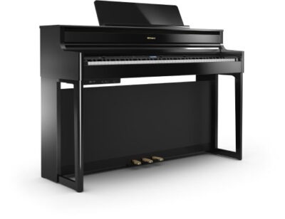HP-704 Roland piano